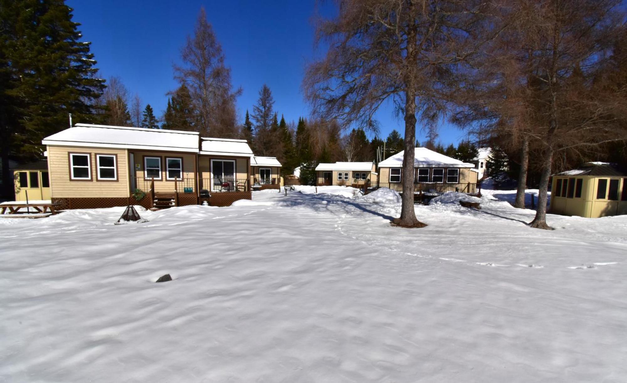 Emme Chalets Sainte-Lucie-de-Doncaster