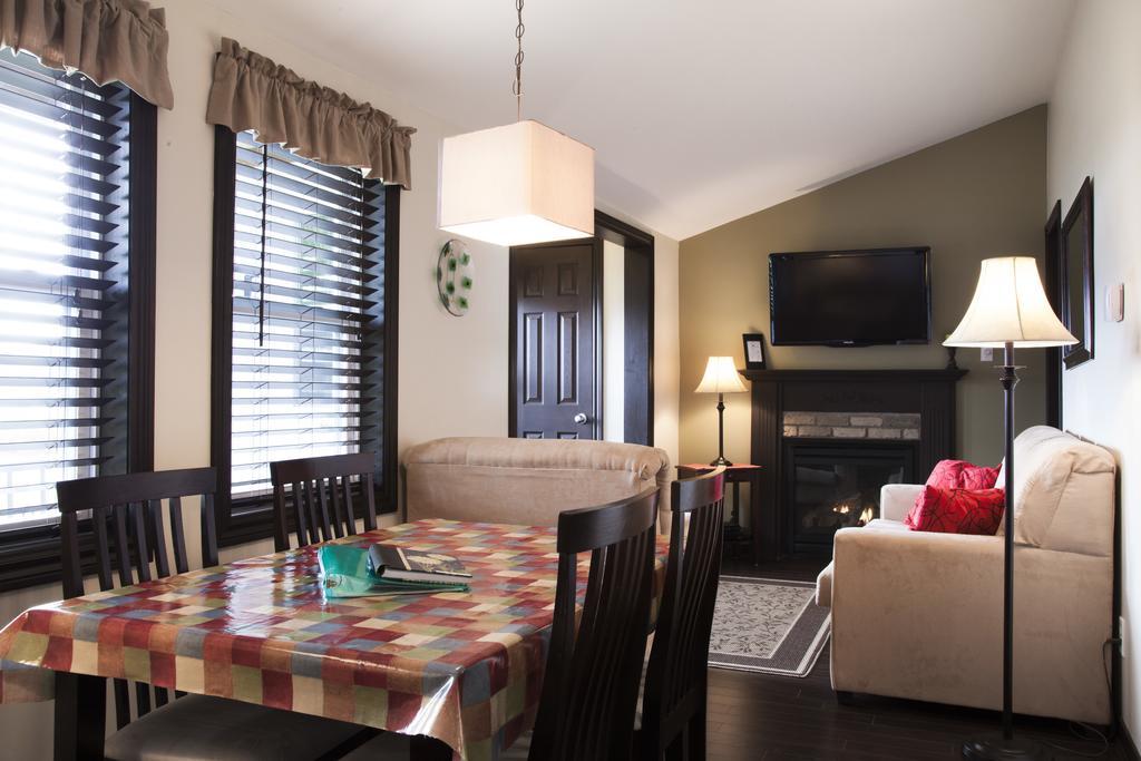 Chalet Emme Chalets Sainte-Lucie-de-Doncaster